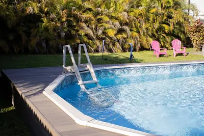 Image de 4br - Tropical Oasis: HotTub, Pool, Bbq & Games