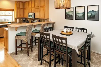 Image de Chalet 74 at The Official Collins Lake Resort