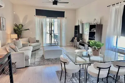 Image de 3-bedroom Midtown New Build with Rooftop Terrace