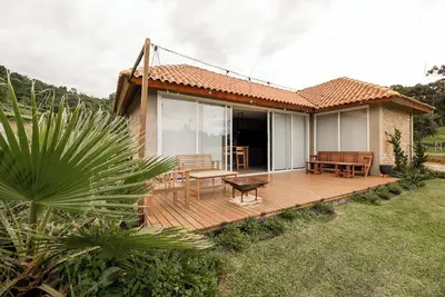 Image de Charm and Comfort in the Heart of Vale dos Vinhedos