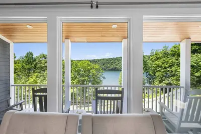 Image de Private Dock & Pool - Candlewood Lake