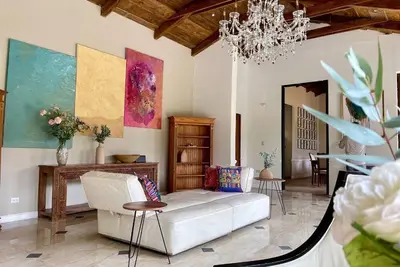 Image de Refuge where Tradition and Nature Meet
