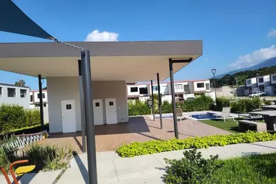 Image de Mioss House, San Juan Opico.