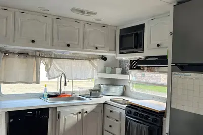 Image de Cozy Rv in Snow Hill