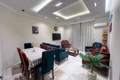 Image de \"Spacious 3-Br Apt Near Auc, Sodic & Key New Cairo Attractions\"