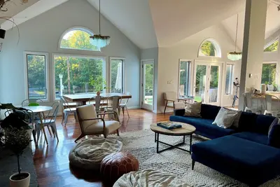 Image de Luxury Woodstock Family Retreat with pool/hot tub