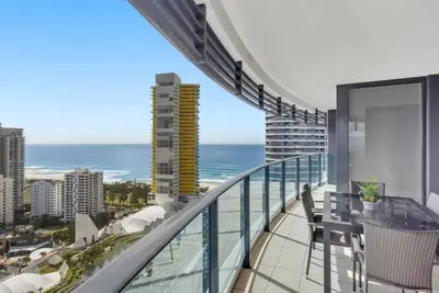 Image de Vista Oasis - An extraordinary living experience on the 25th floor of the prestigious building