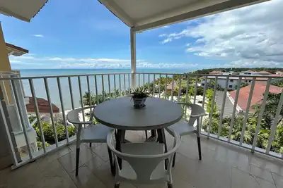 Image de Ocean view 2 bedroom apartament