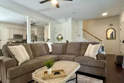 Image de Luxe Oasis Northshore Choto Pets Ok 3 King 4 Twins