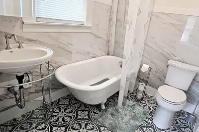Image de Cozy townhome in delightful Vallejo with WiFi access