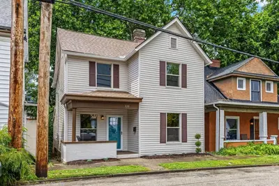 Image de Shire-Southern-Comfort quiet 3-bedroom house w/WiFi and Ac in heart of downtown