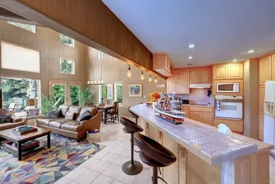 Image de Luxury Beach Getaway on Golf Course