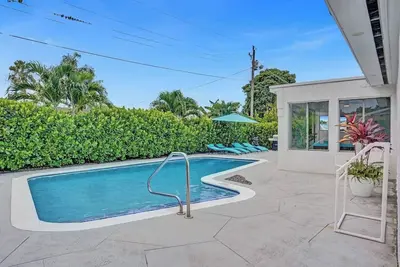 Image de Coastal Breeze Retreat