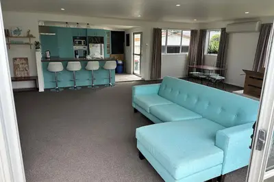 Pohutukawa Retreat