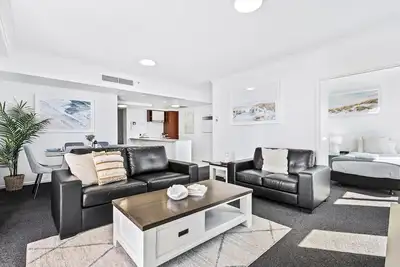 Image de Chevron Renaissance - 3 Bedroom Sub Penthouse