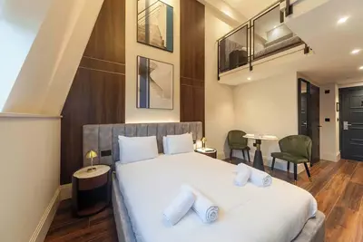 Image de Modern Mezzanine Studio Apartment in Central Hastings