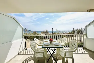 Image de 2121 Alexandra 1-6, En 1ª Linea De La Playa MÁS Espaciosa De Roses, Vista Mar, Gran Terraza.