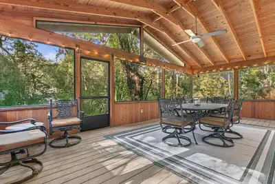 Image de Spacious 4br Home Near Uf - Perfect for Families &