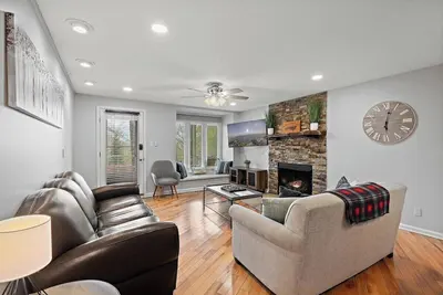 Image de Hiking Trails, King Bed, View, Recently Renovated