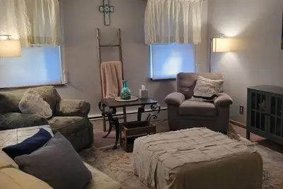 Image de Spacious 4-bedroom house in charming Steubenville with WiFi