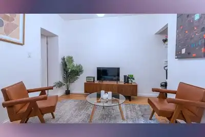 Image de 3br/1ba Astounding Apt Near Central Park!