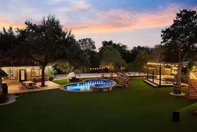 Image de La Mariposa ~ Grand Oasis Big Luxury Home