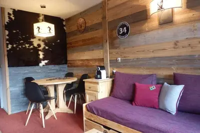 Image de À 10m des pistes de ski, 1er étage, balcon, télévision, casier à ski, 24m², Avoriaz