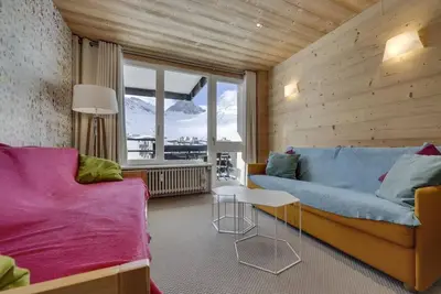 Image de 200m du centre station, 2ème étage, balcon, télévision, casier à ski, 40m², Tignes