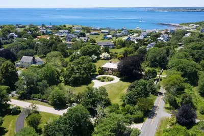 Image de Ocean Drive Estate with Private Beach Access