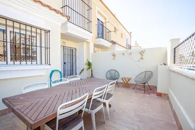 Image de 222 Adosado Livingtarifa Happy