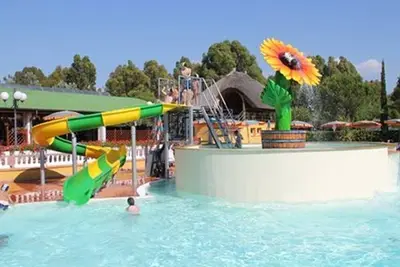 Image de Vacation park Free Time Mobilehome Happy Superior for 7 persons