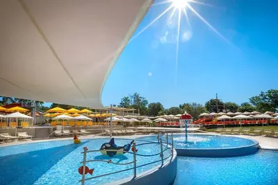 Image de Lanterna Premium Camping Resort Mobilehome Marine Home for 6 people