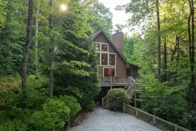 Image de Creekview Cabin - Bright, Airy & Peaceful. Close to both Highlands & Cashiers.