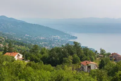 Superb Lovran Apartments with Sea Views - One Bedroom Apartment with Balcony