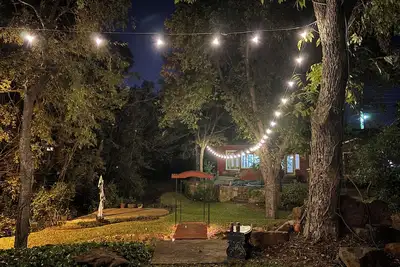 Image de Rose Cottage on the River. Steps from Glen Rose Square and in the Paluxy
