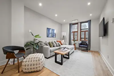 Image de Historic Luxury Appartment Old Mtl- 3br-3ba