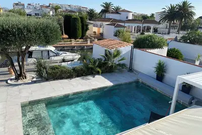 Image de Villa Marina Empuriabrava A 15 mn De La Mer