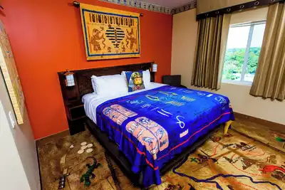 Image de Adventure Awaits: Legoland Hotel Florida, Creative Dining, Mini Golf Fun