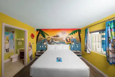 Image de Theme Park at your Door Steps | Near Lake Dexter | Waterpark and Pool Access