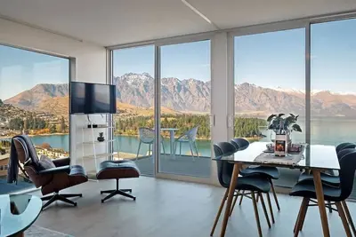 Image de Remarkable Views, 2 Bedrooms & Big Deck!