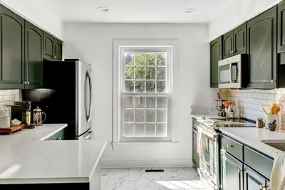 Image de Elegant 4-bedroom in Clarendon Arlington walk to Metro