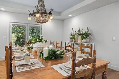 Holiday River Retreat for Large Groups