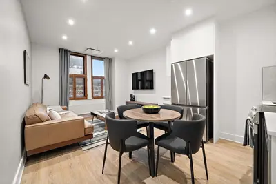 Image de Historic Luxury Old Mtl -2br-2ba
