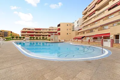 Image de Appartement de vacances 'La Casita De Edu' avec piscine partagée, balcon et Wi-Fi