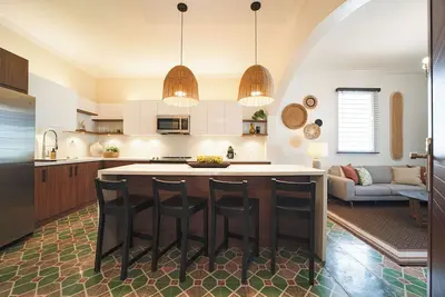 Image de Luxe Colonial Home near La Placita with Generator!