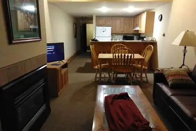 Image de Cozy 1-bedroom condo in Apollo Park, Vail, Co with WiFi, Ac, Friday Check-ins only