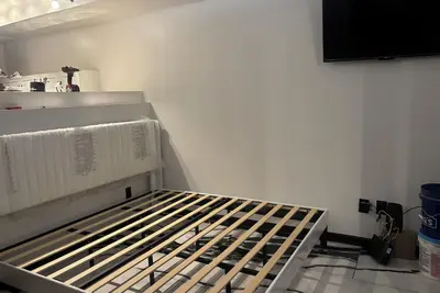 Image de The Penthouse Roof Deck 2min walk to Guardians & Browns