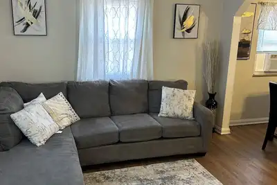 Image de Cozy 2-bedroom apartment 6 miles from Downtown, Cincinnati