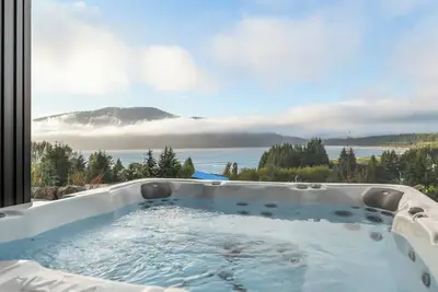 Image de Spectacular Ocean View and Hot Tub sleep 7