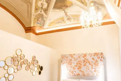 Image de Lagrange Turin Suite 09, exclusivité et fresques uniques